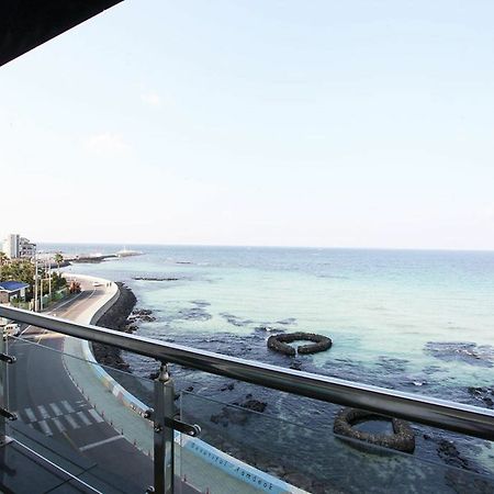 Aparthotel Poem House à Jeju Extérieur photo