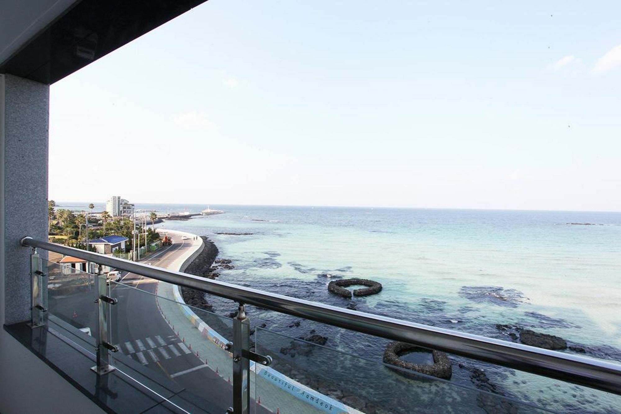 Aparthotel Poem House à Jeju Extérieur photo
