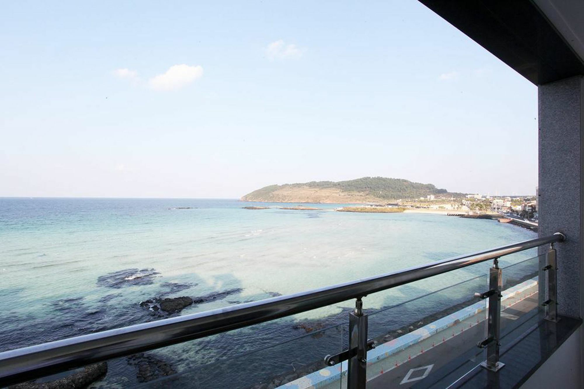 Aparthotel Poem House à Jeju Extérieur photo